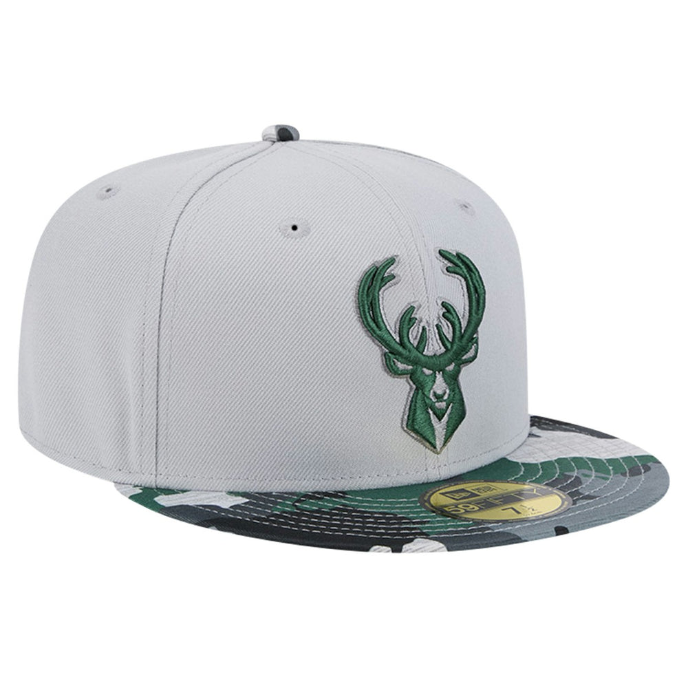 New Era Milwaukee Bucks Active Color Camo Visor 59FIFTY Fitted Hat
