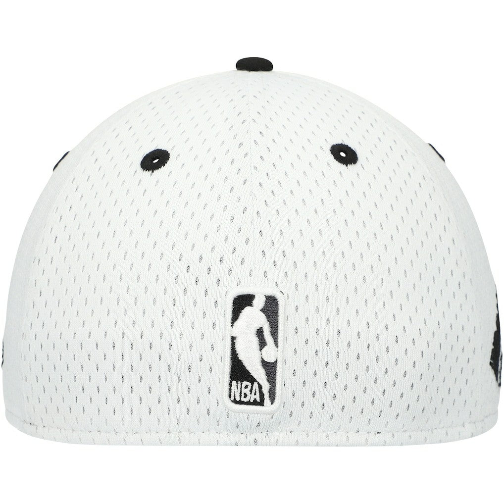 New Era Brooklyn Nets Throwback 2Tone 59FIFTY Fitted Hat