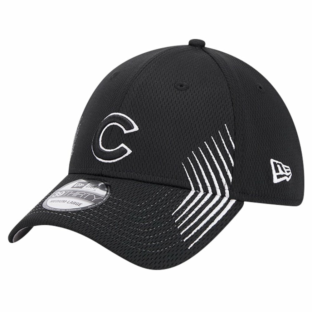 Black Chicago Cubs New Era Active Dash Mark 39THIRTY Flex Hat