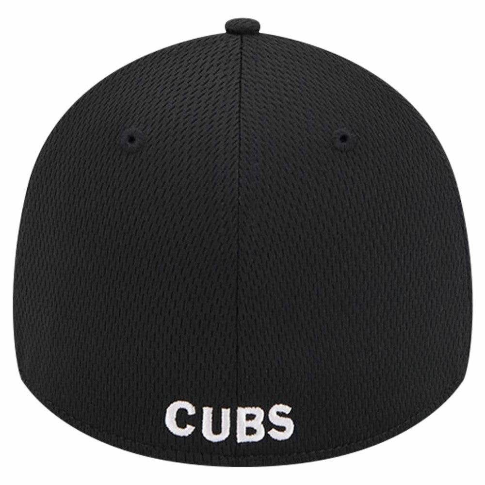 Black Chicago Cubs New Era Active Dash Mark 39THIRTY Flex Hat