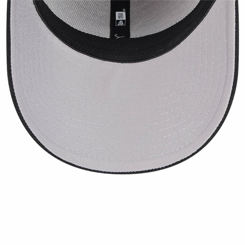 Black Chicago Cubs New Era Active Dash Mark 39THIRTY Flex Hat
