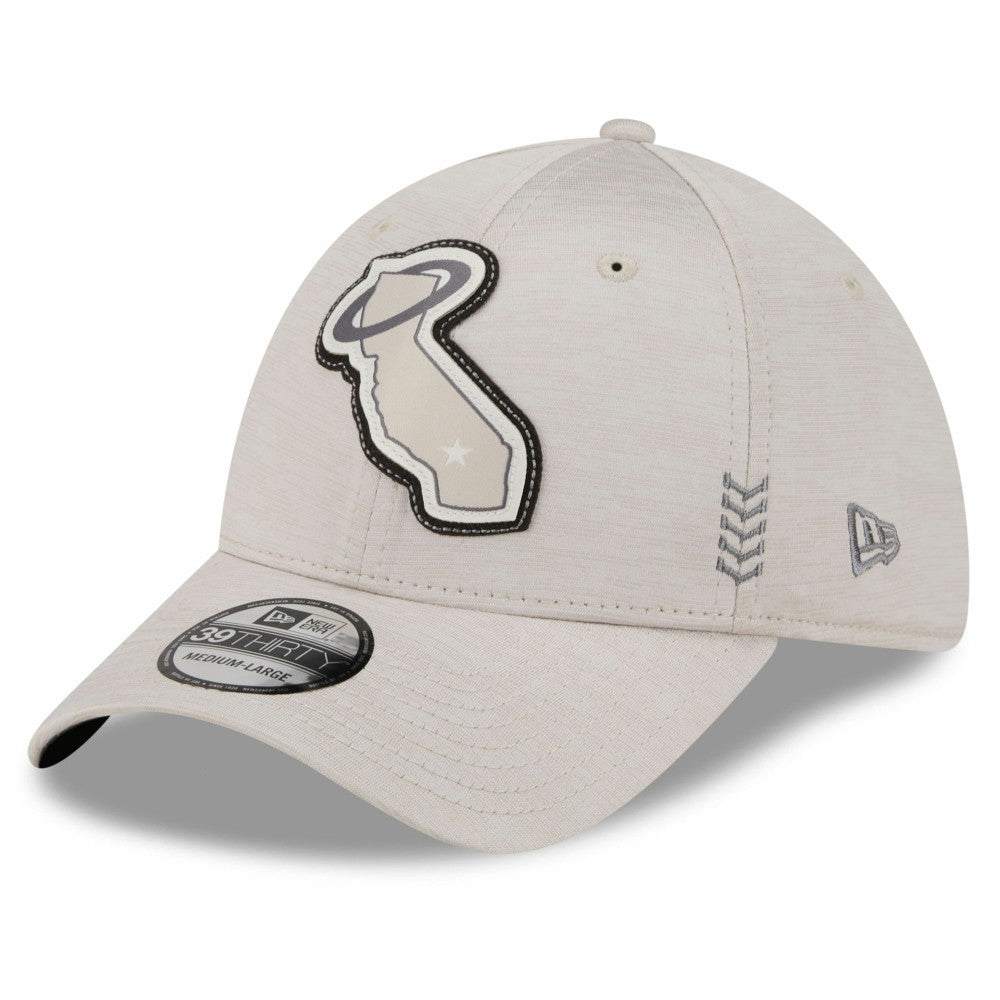 Cream Los Angeles Angels New Era 2024 Clubhouse 39THIRTY Flex Hat