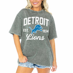 Gameday Couture Women's Tackle Titan Boyfriend Washed T-Shirt - Detroit Lions T-shirts
