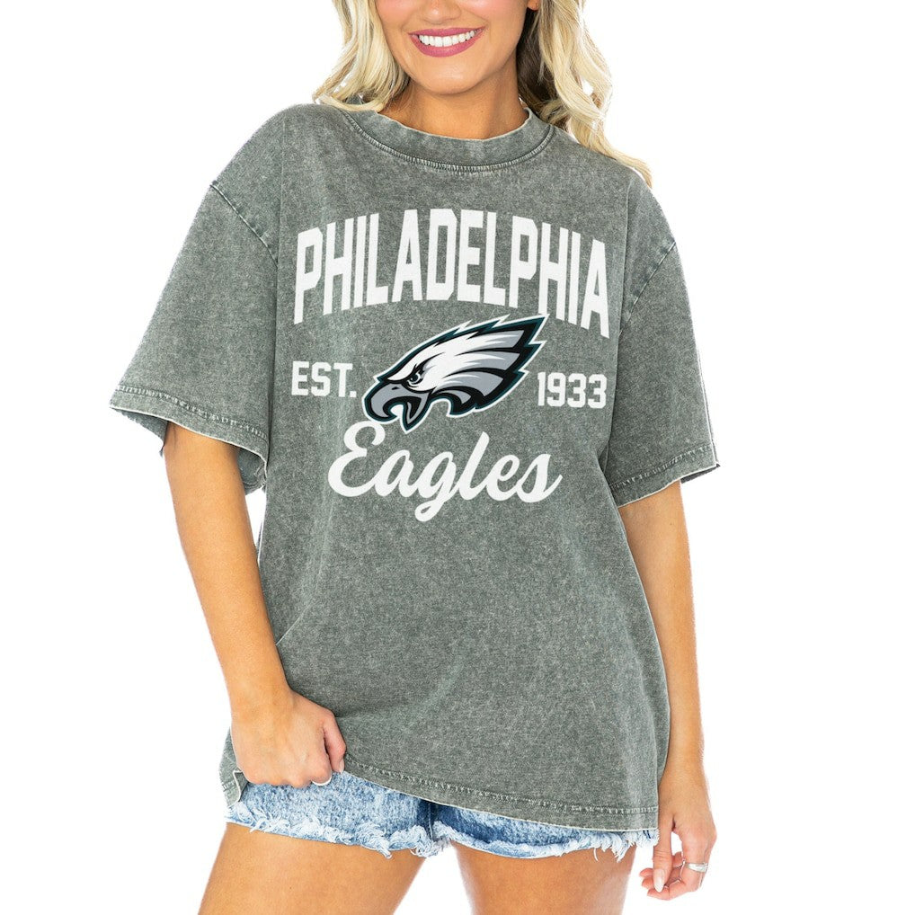 Gameday Couture Women's Tackle Titan Boyfriend Washed T-Shirt - Philadelphia Eagles T-shirts