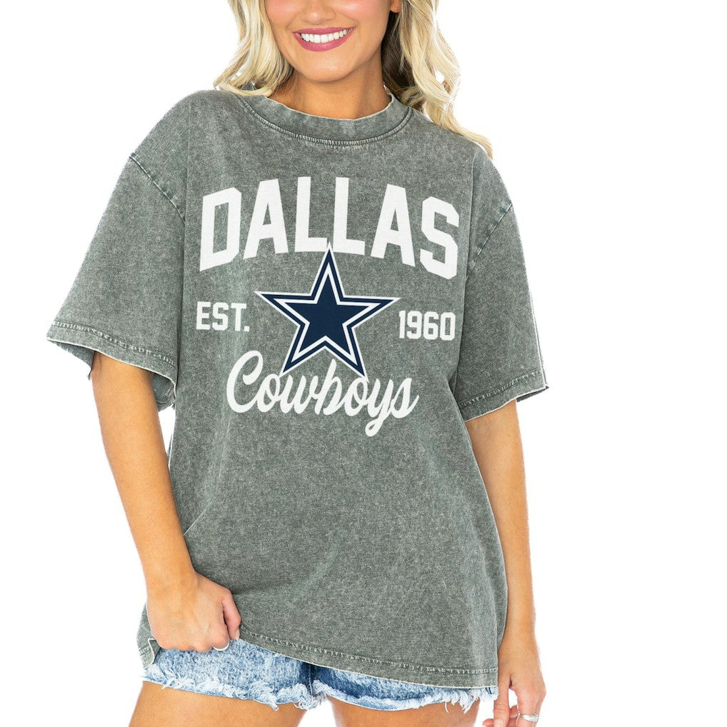 Gameday Couture Women's Tackle Titan Boyfriend Washed T-Shirt - Dallas Cowboys T-shirts