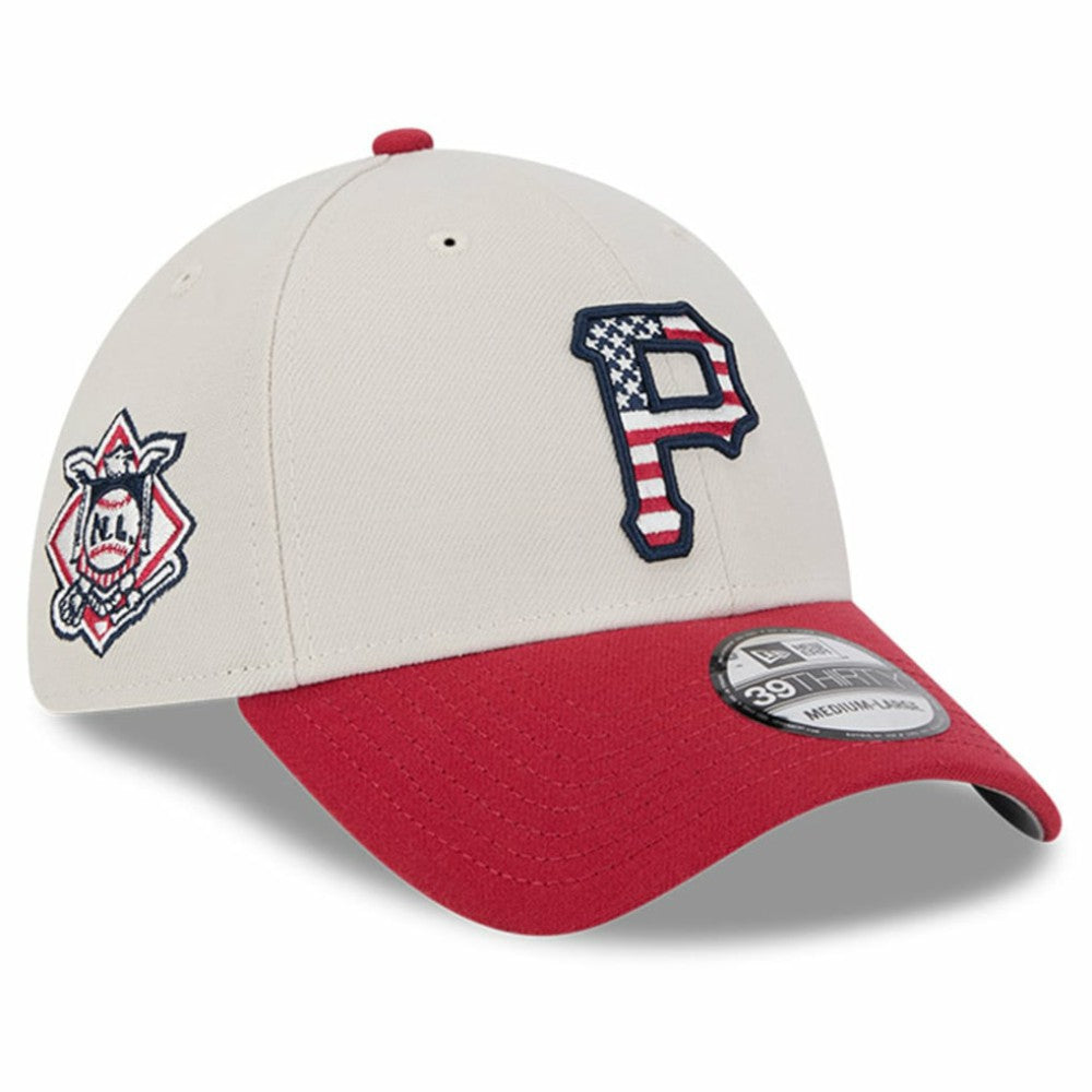 Khaki/Red Pittsburgh Pirates New Era 2024 Fourth of July 39THIRTY Flex Hat