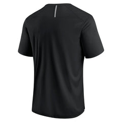 Defender Blackout T-Shirt - Carolina Panthers T-shirts