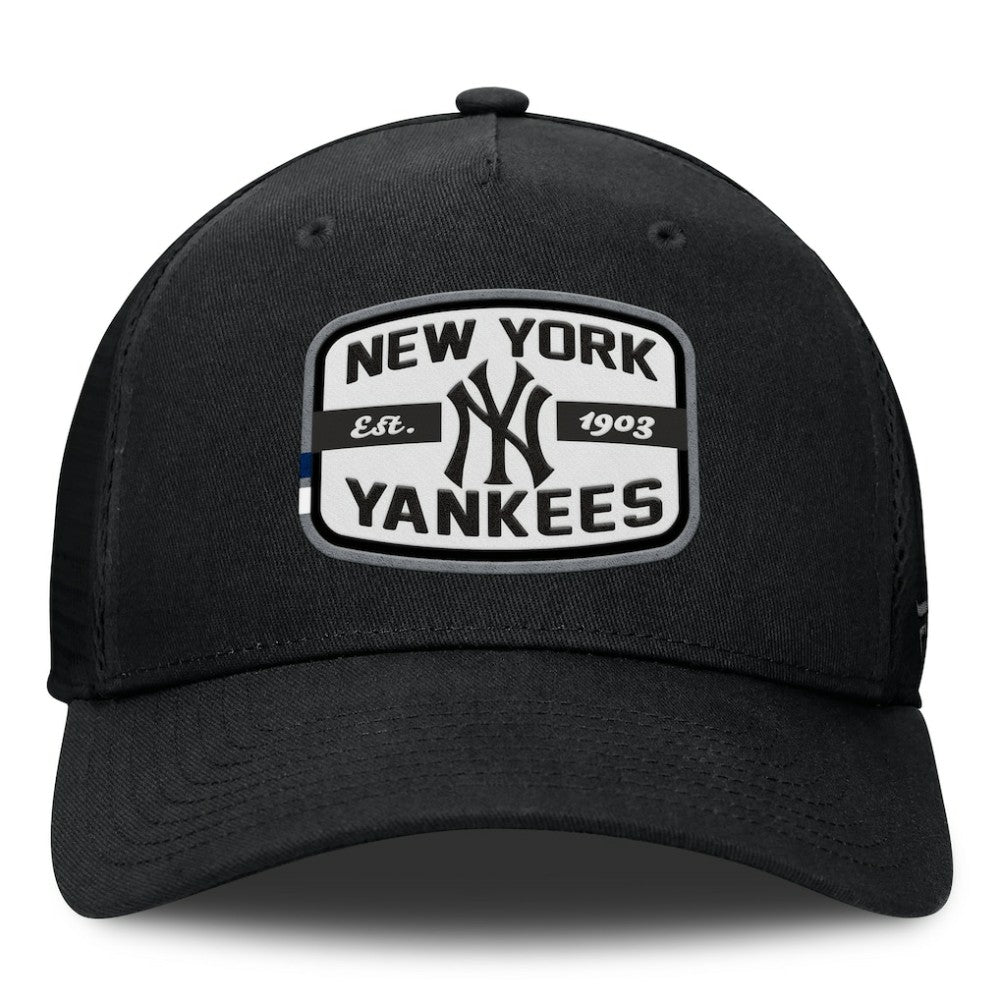 Black New York Yankees Fanatics Team Patch A-Frame Trucker Snapback Hat