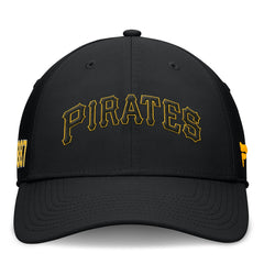 Black Pittsburgh Pirates Fanatics Fundamental Tag Flex Hat