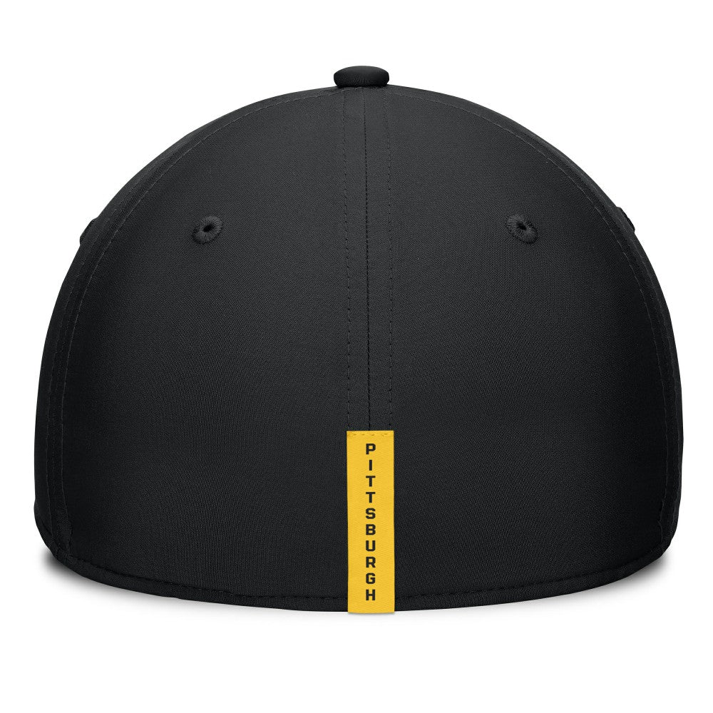 Black Pittsburgh Pirates Fanatics Fundamental Tag Flex Hat
