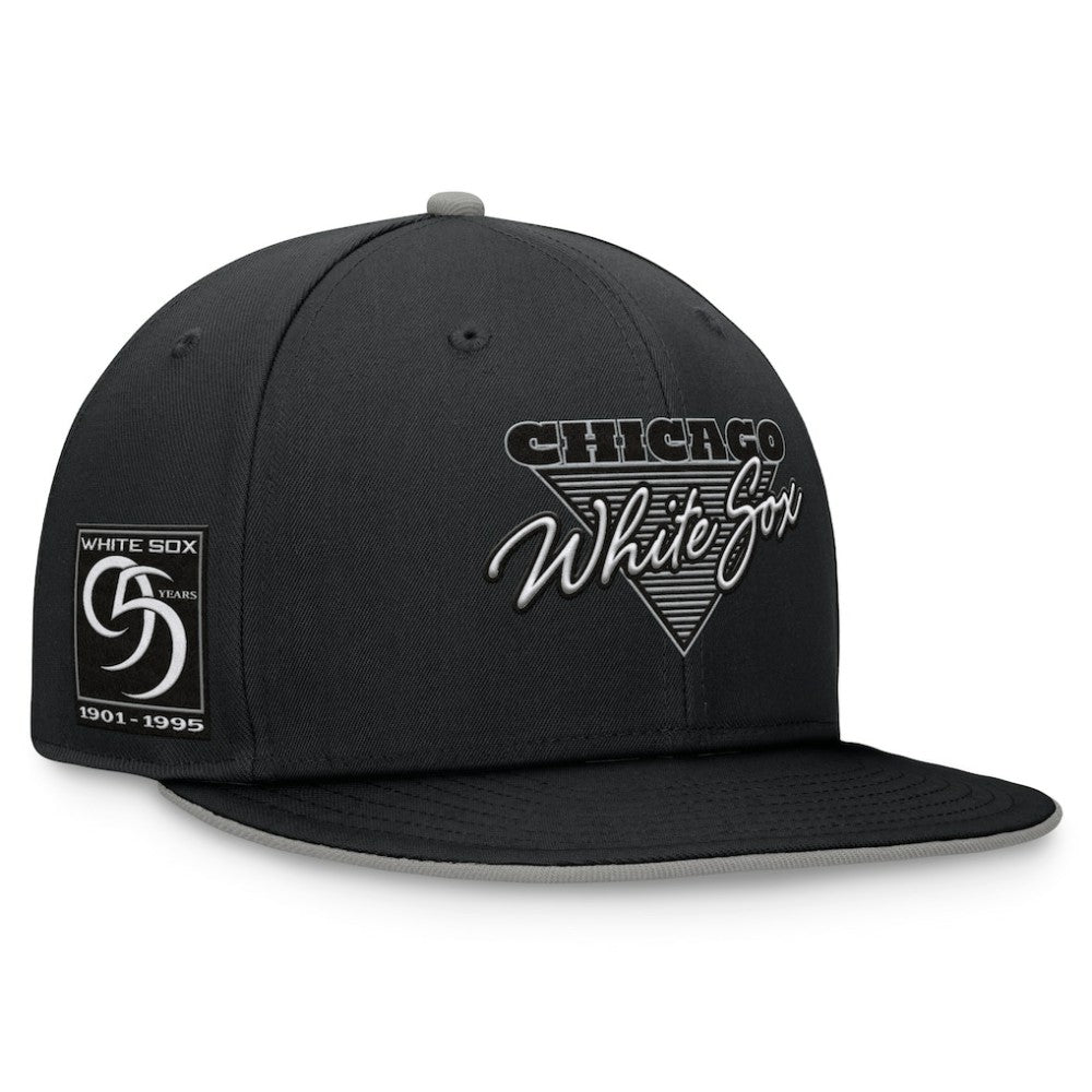 Black Chicago White Sox Fanatics Fundamental Tri-Script Fitted Hat