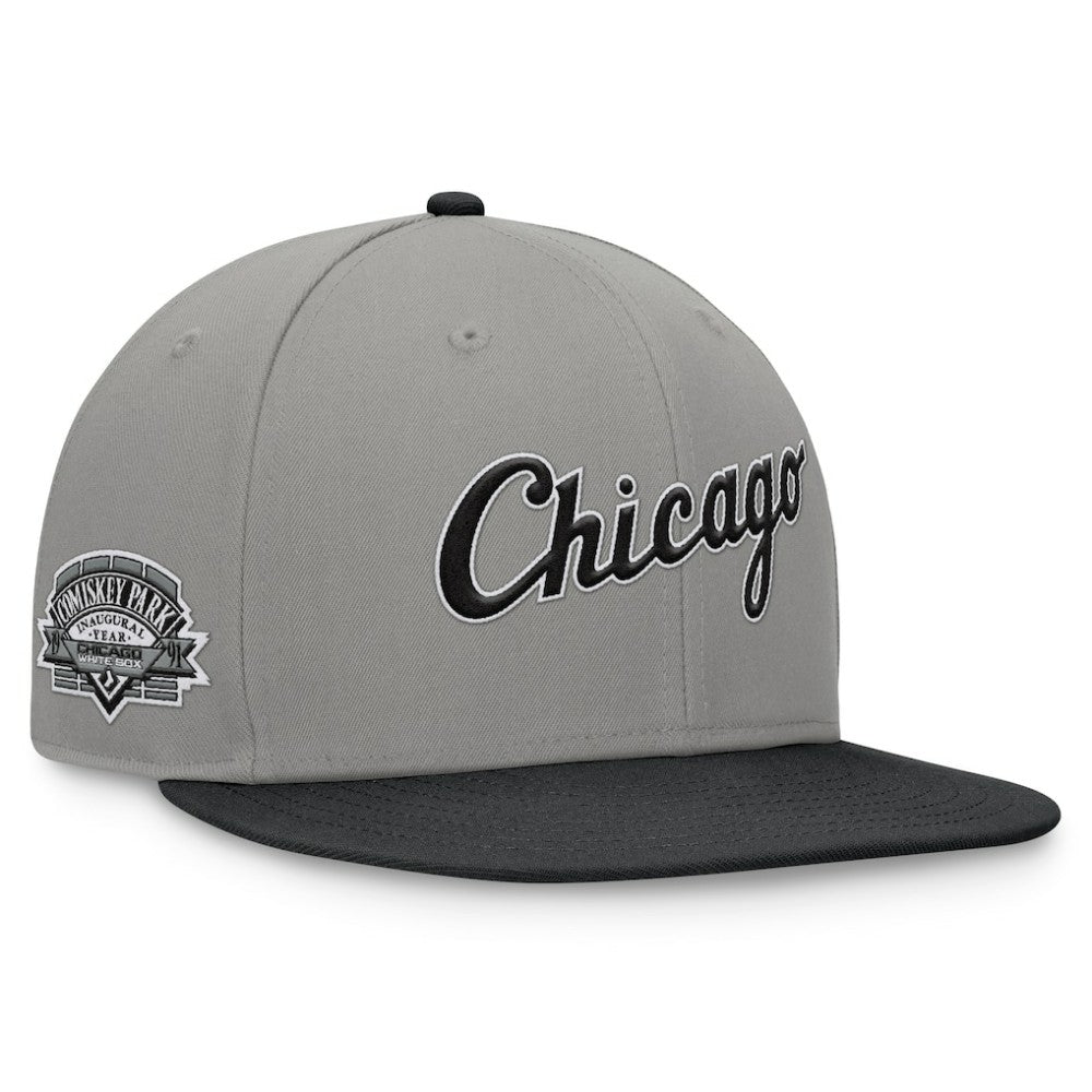 Gray Chicago White Sox Fanatics Fundamental Two-Tone Fitted Hat