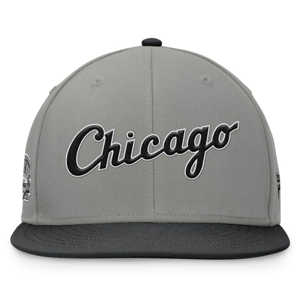 Gray Chicago White Sox Fanatics Fundamental Two-Tone Fitted Hat