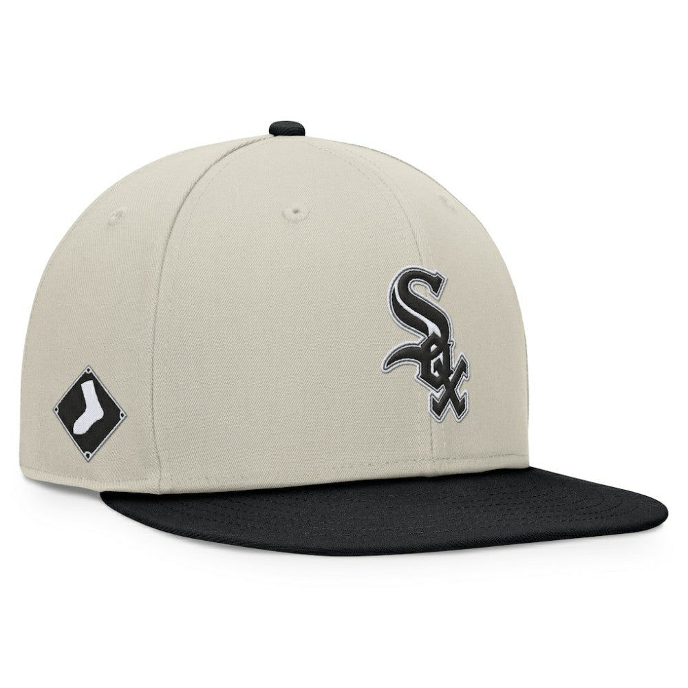Khaki/Black Chicago White Sox Fanatics Team Two-Tone Snapback Hat