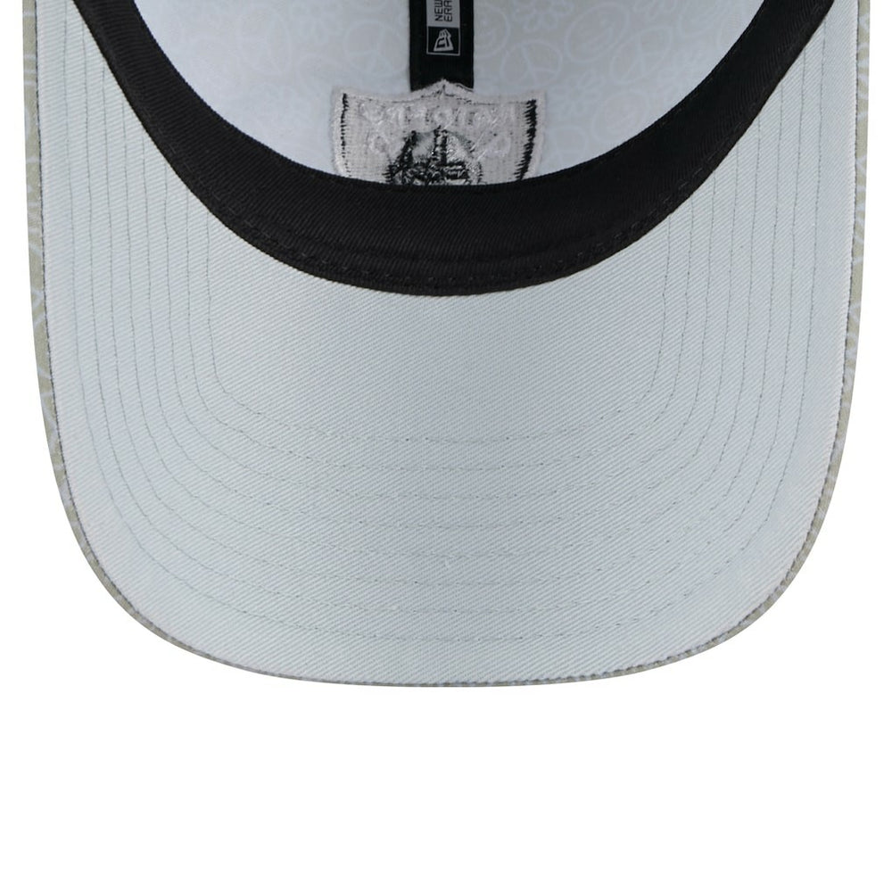 Women's Smiley 9TWENTY Adjustable Hat - Las Vegas Raiders Hats