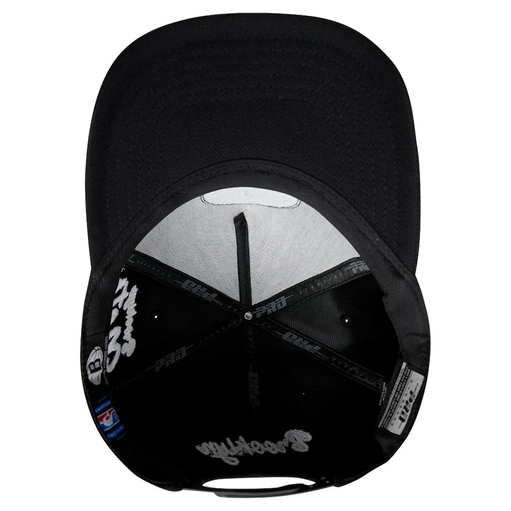 Brooklyn Nets Pro Standard Paint the City Pinch Front Snapback Hat