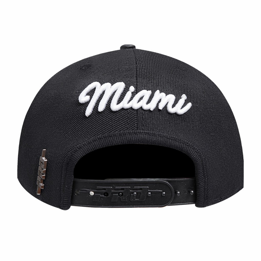 Miami Heat Pro Standard Paint the City Pinch Front Snapback Hat