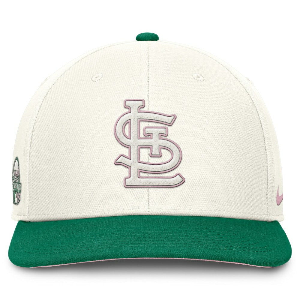 Cream/Green St. Louis Cardinals Nike Sail Pro Performance Snapback Hat