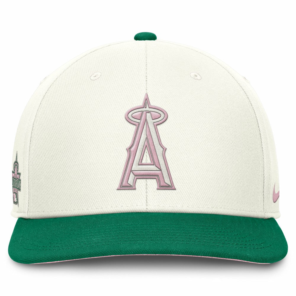 Cream/Green Los Angeles Angels Nike Sail Pro Performance Snapback Hat