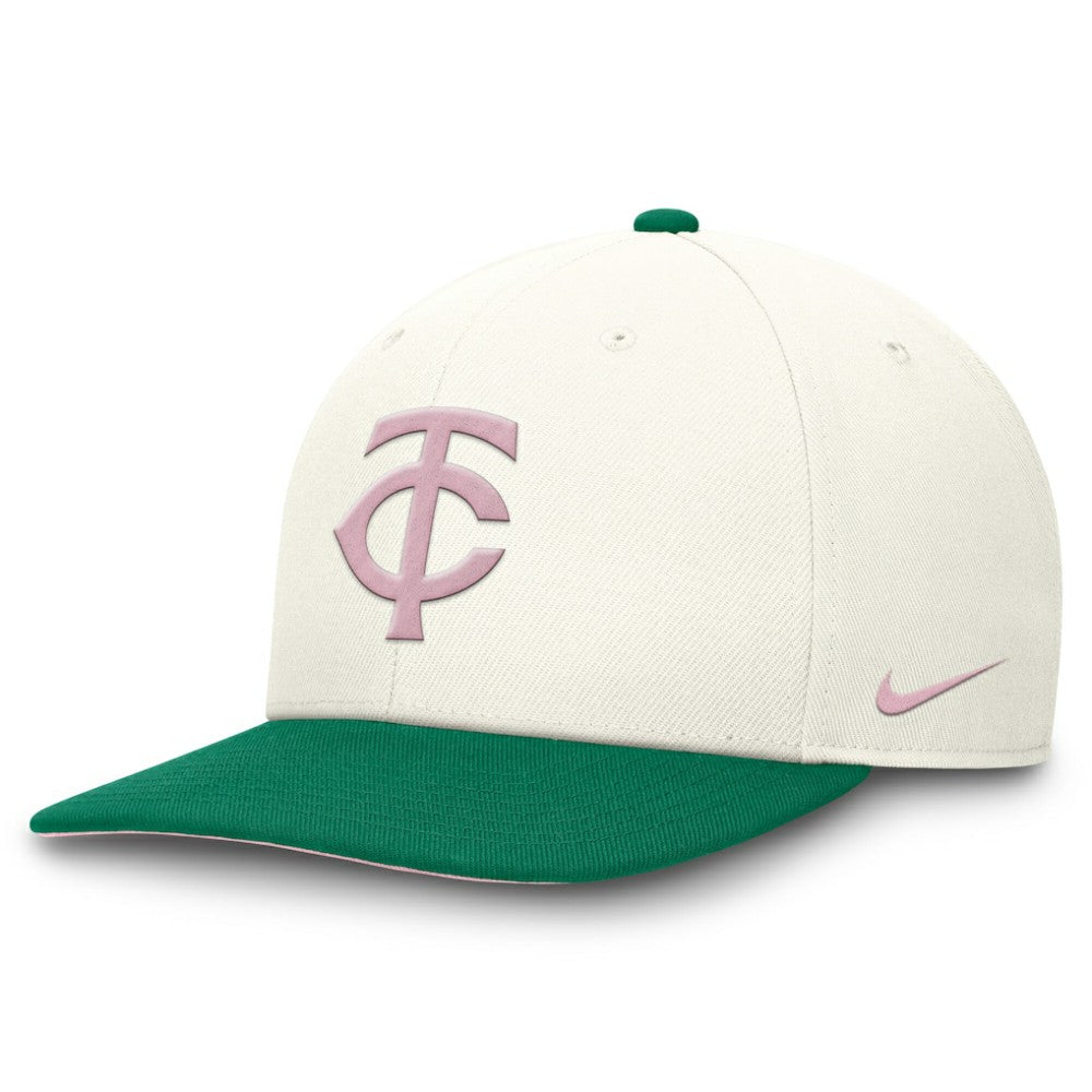 Cream/Green Minnesota Twins Nike Sail Pro Performance Snapback Hat