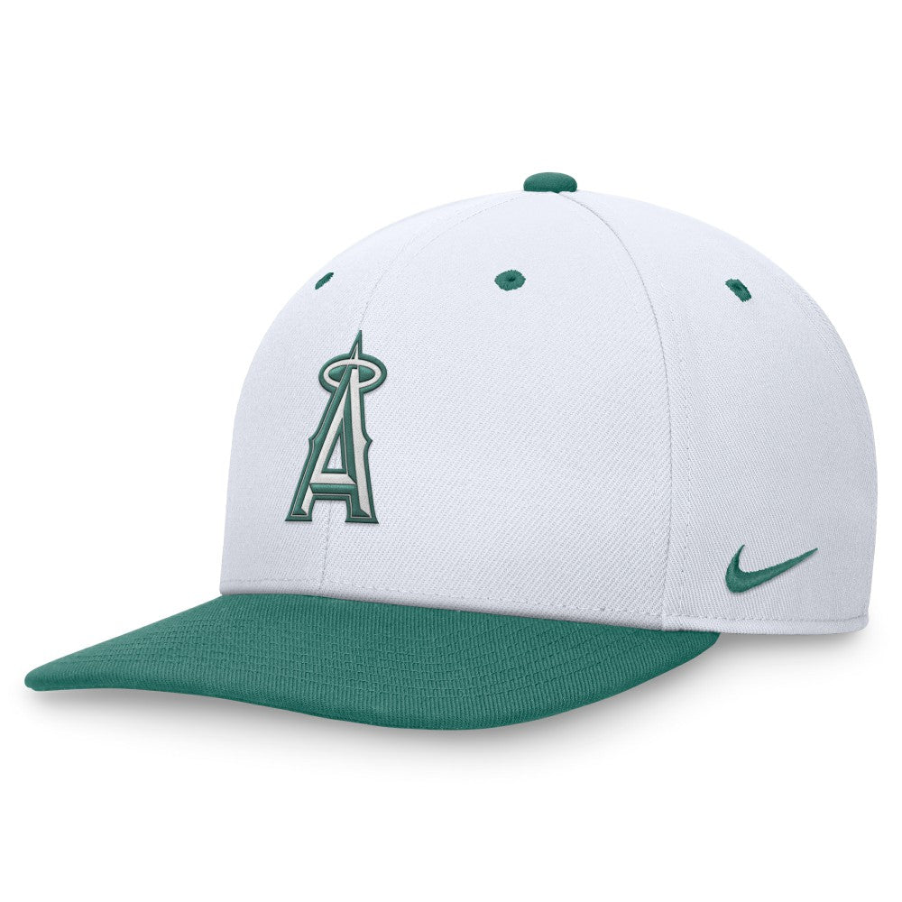 White/Green Los Angeles Angels Nike Bicoastal Two-Tone Pro Performance Snapback Hat