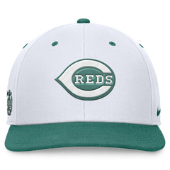 White/Green Cincinnati Reds Nike Bicoastal Two-Tone Pro Performance Snapback Hat