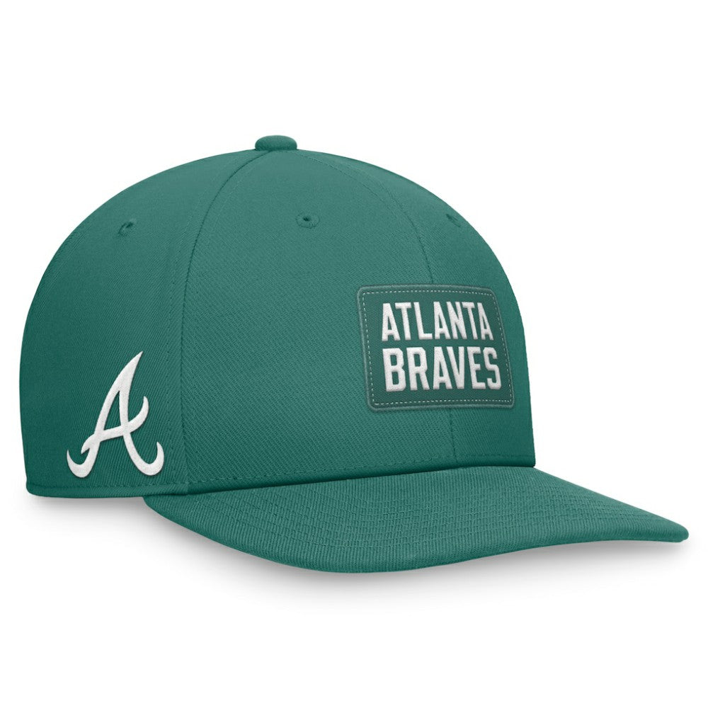 Green Atlanta Braves Nike Bicoastal Pro Performance Snapback Hat