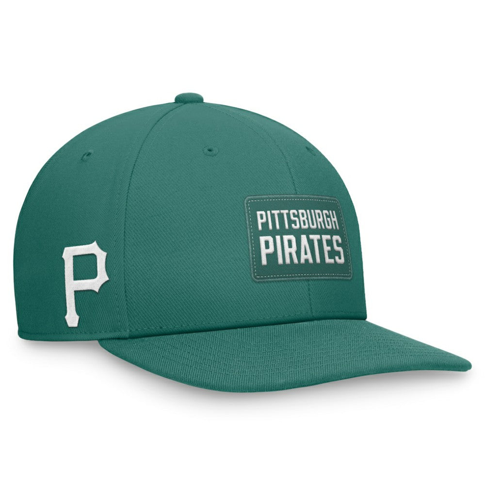 Green Pittsburgh Pirates Nike Bicoastal Pro Performance Snapback Hat