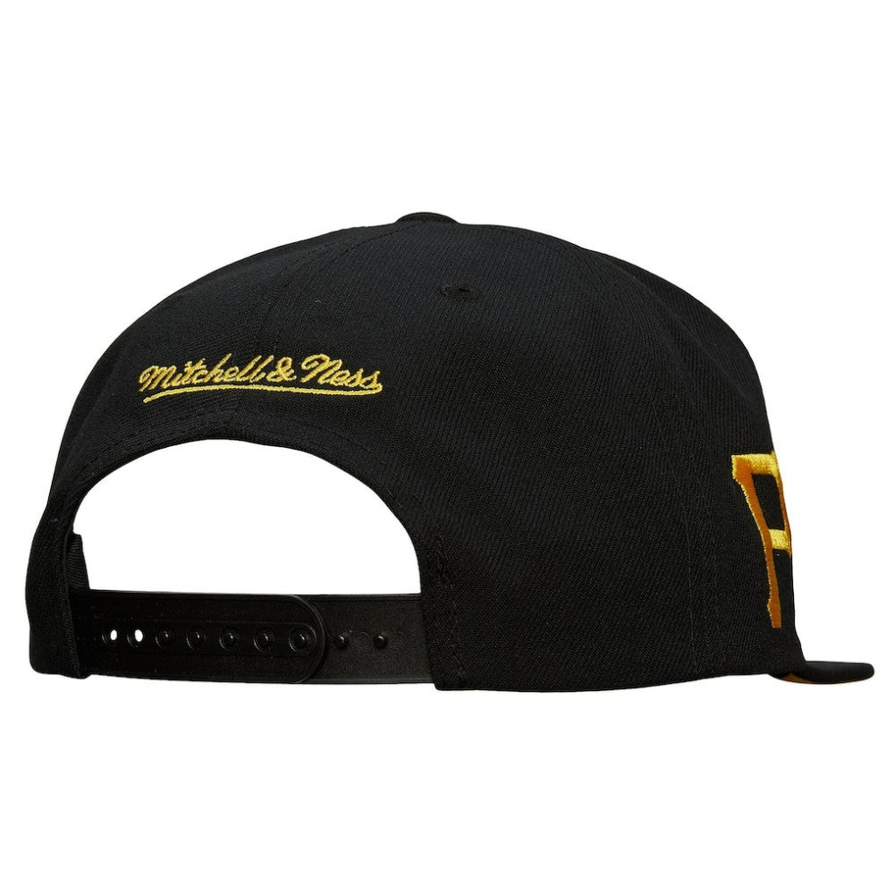 Black Pittsburgh Pirates Mitchell & Ness Team Tagged Snapback Hat