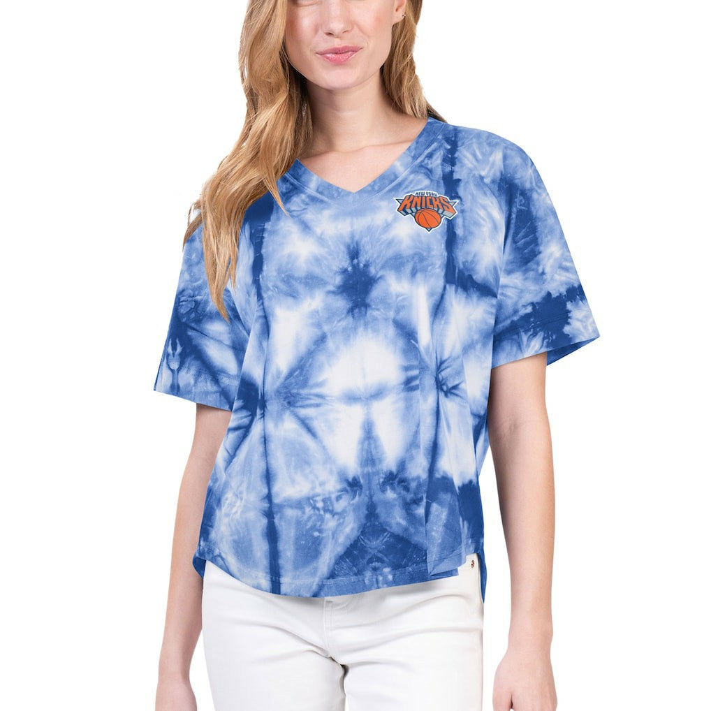 New York Knicks G-III 4Her by Carl Banks Women's Tournament Raglan Oversized Tie-Dye V-Neck T-Shirt