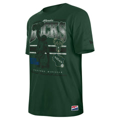 New Era Milwaukee Bucks Enzyme Wash Oversized T-Shirt
