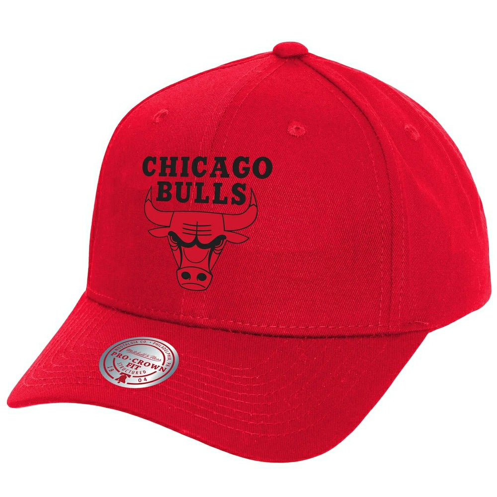 Mitchell & Ness Chicago Bulls Fire Red Pro Crown Snapback Hat