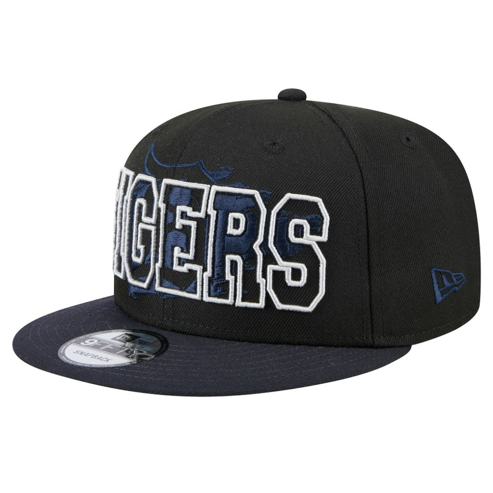 Black Detroit Tigers New Era Splatter 9FIFTY Snapback Hat