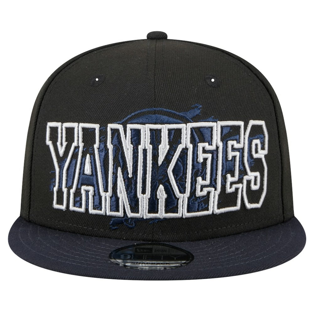 Black New York Yankees New Era Splatter 9FIFTY Snapback Hat