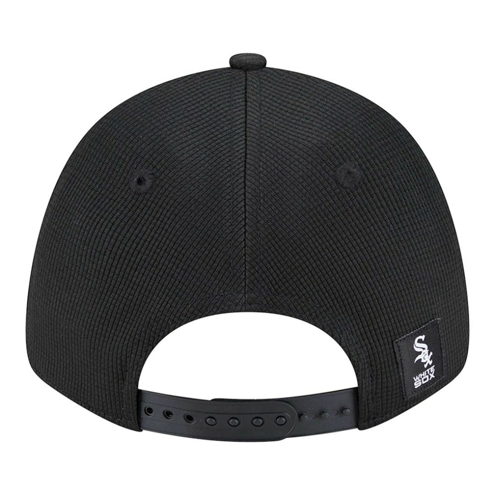 Black Chicago White Sox New Era Pivot 9FORTY Adjustable Hat