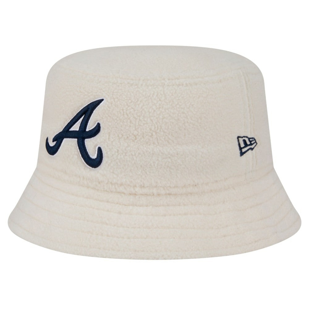 White Atlanta Braves New Era Women's Chrome Cozy Bucket Hat
