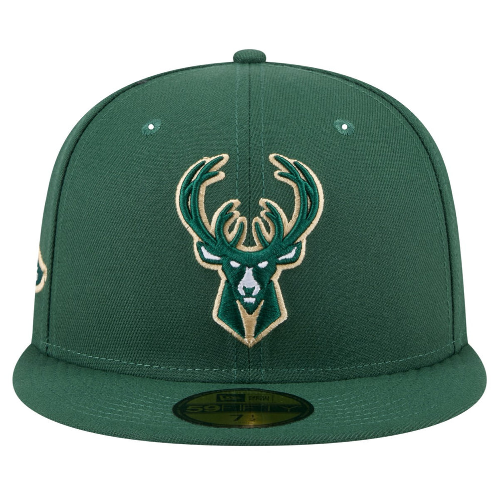 New Era Milwaukee Bucks Throwback Pennant 59FIFTY Fitted Hat