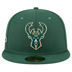 New Era Milwaukee Bucks Throwback Pennant 59FIFTY Fitted Hat