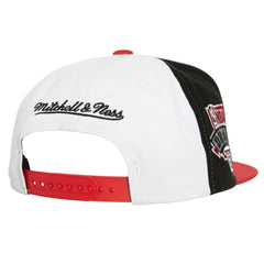 Mitchell & Ness Chicago Bulls Core Snapback Hat