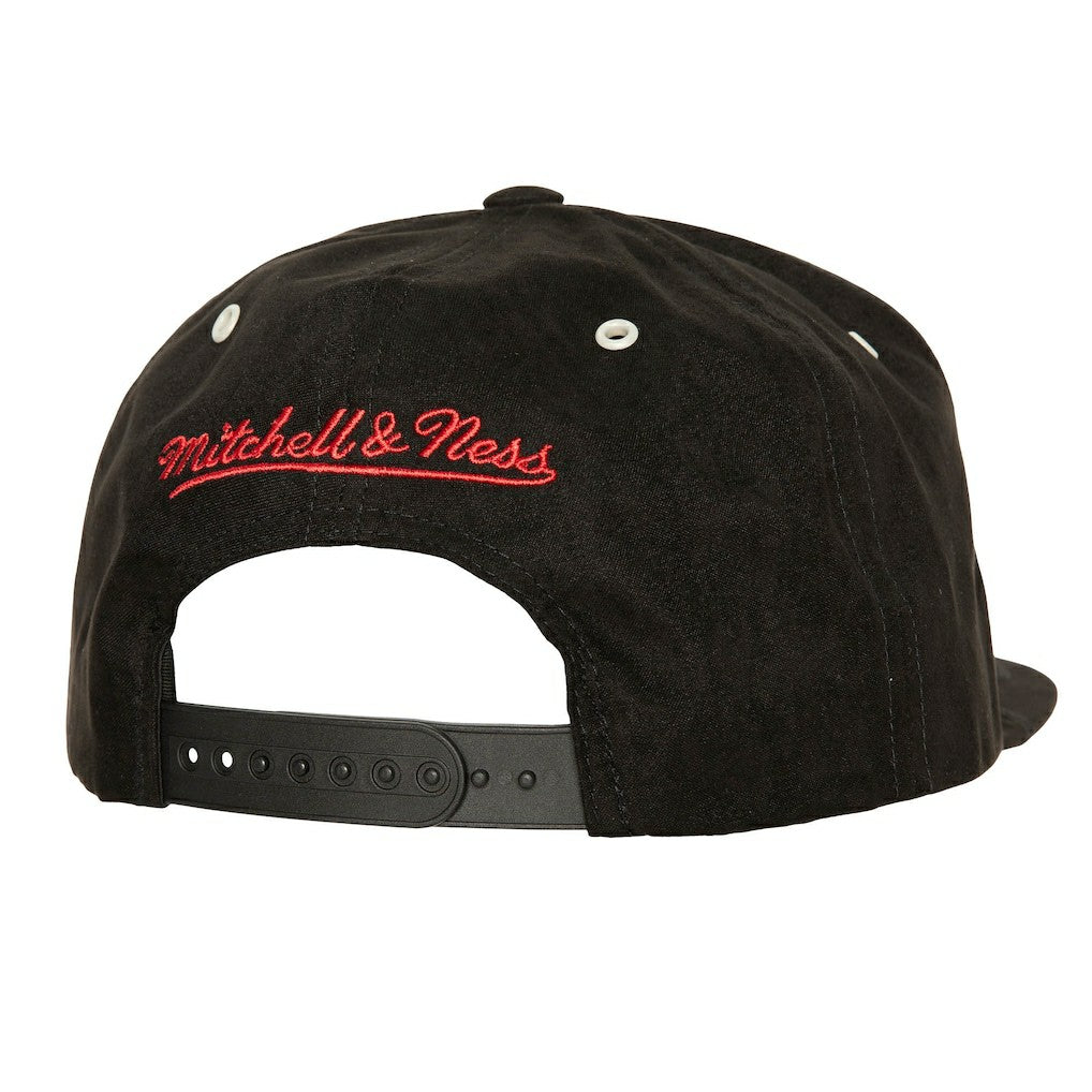 Mitchell & Ness Chicago Bulls Day 4 Snapback Hat