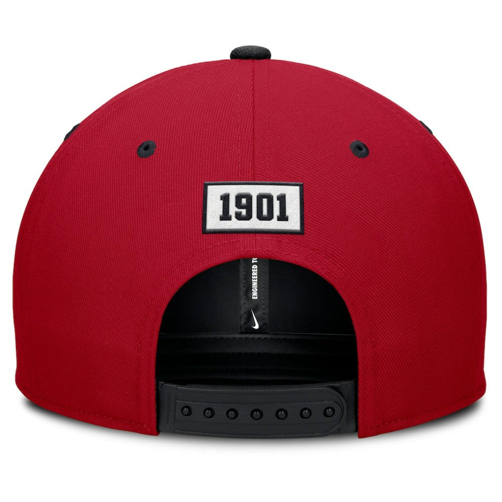 Red/Navy Boston Red Sox Nike Cooperstown Collection Pro Performance Snapback Hat