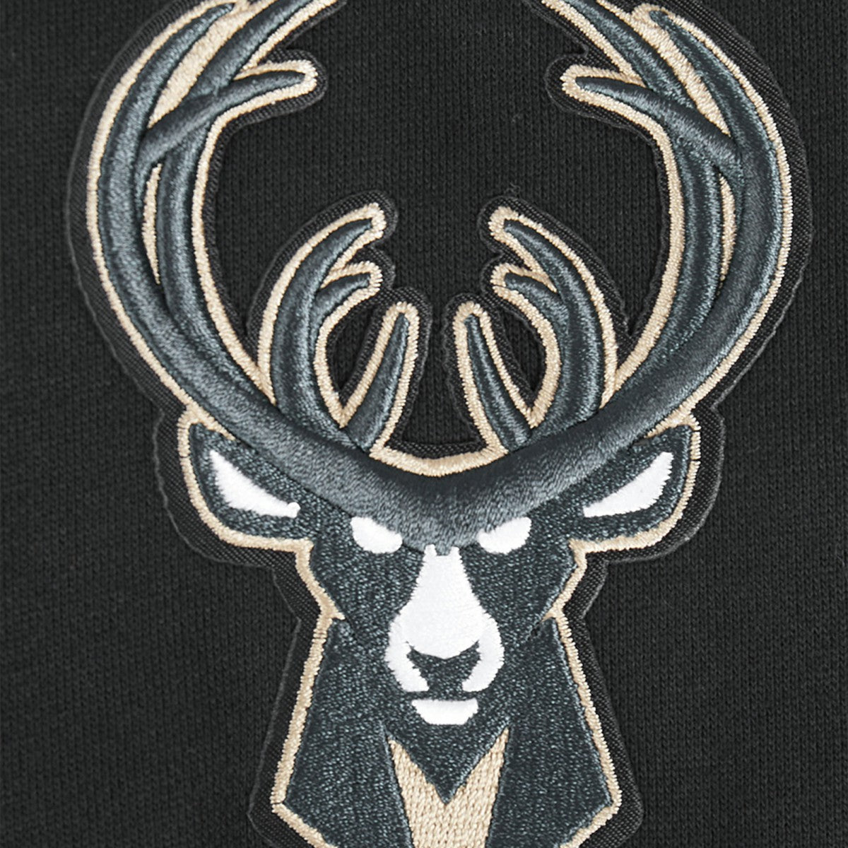 Milwaukee Bucks Pro Standard Paint the City Drop Shoulder Sweatshirt