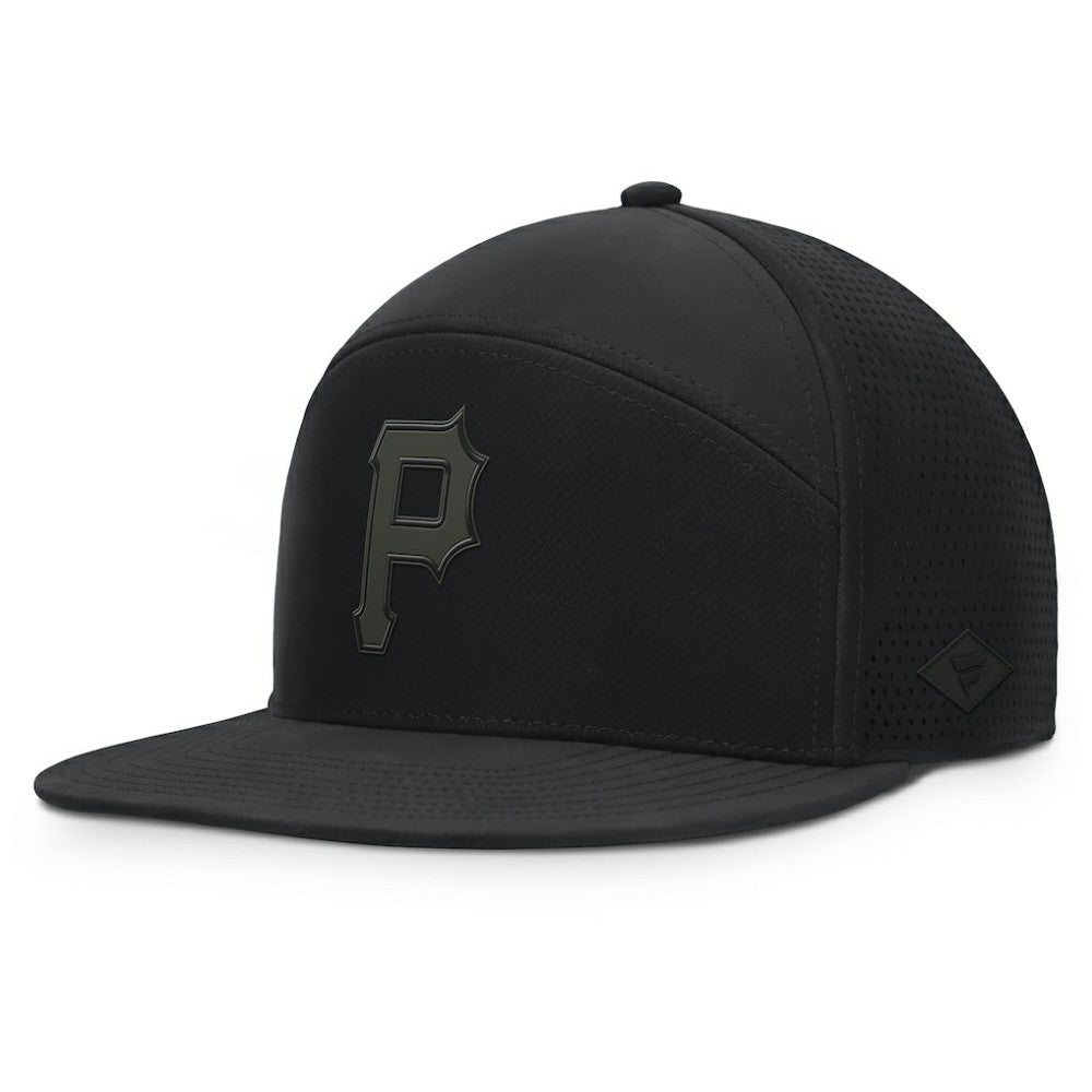 Black Pittsburgh Pirates Fanatics Horizon Snapback Hat