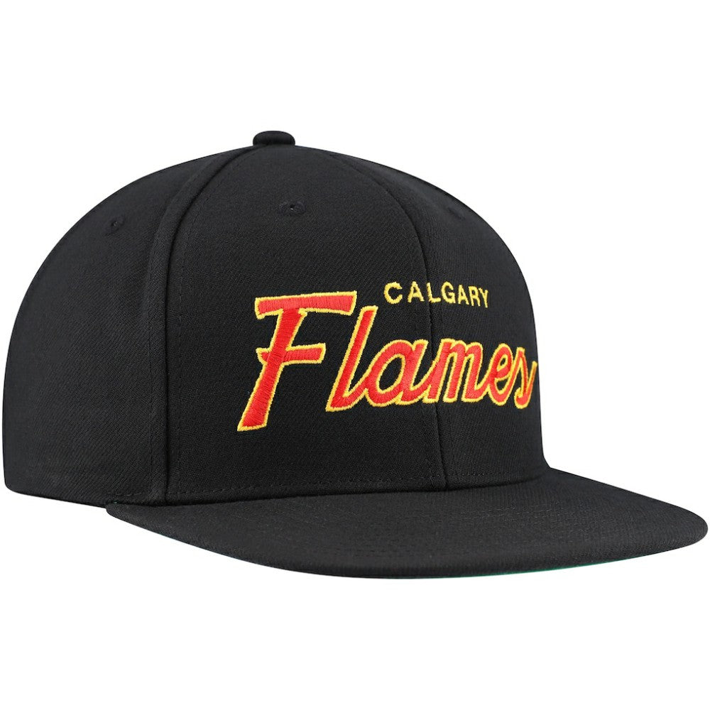 NHL Calgary Flames Mitchell & Ness Core Team Script 2.0 Snapback Hat