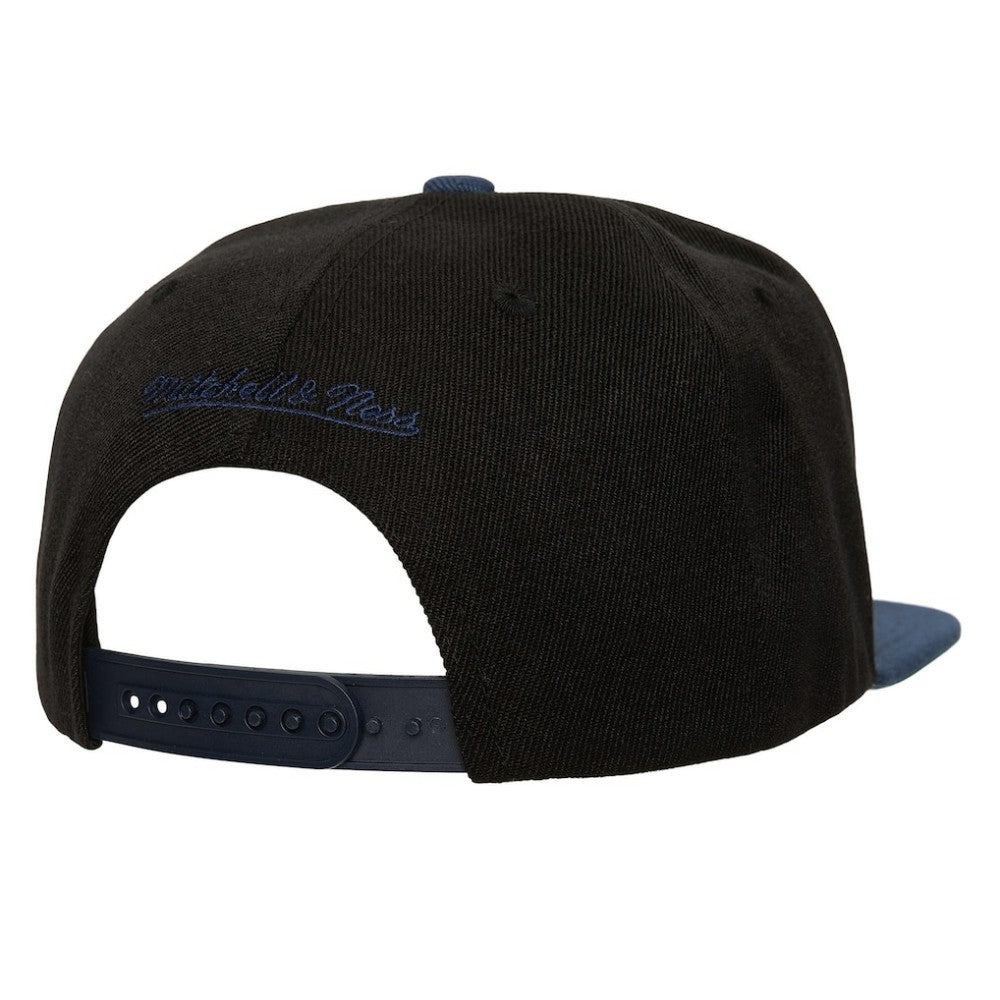 Black Boston Red Sox Mitchell & Ness Rise Up Snapback Hat