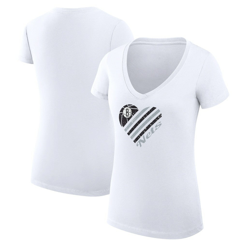 Brooklyn Nets G-III 4Her by Carl Banks Women's Super-Slim Fit Lightweight Heart V-Neck T-Shirt