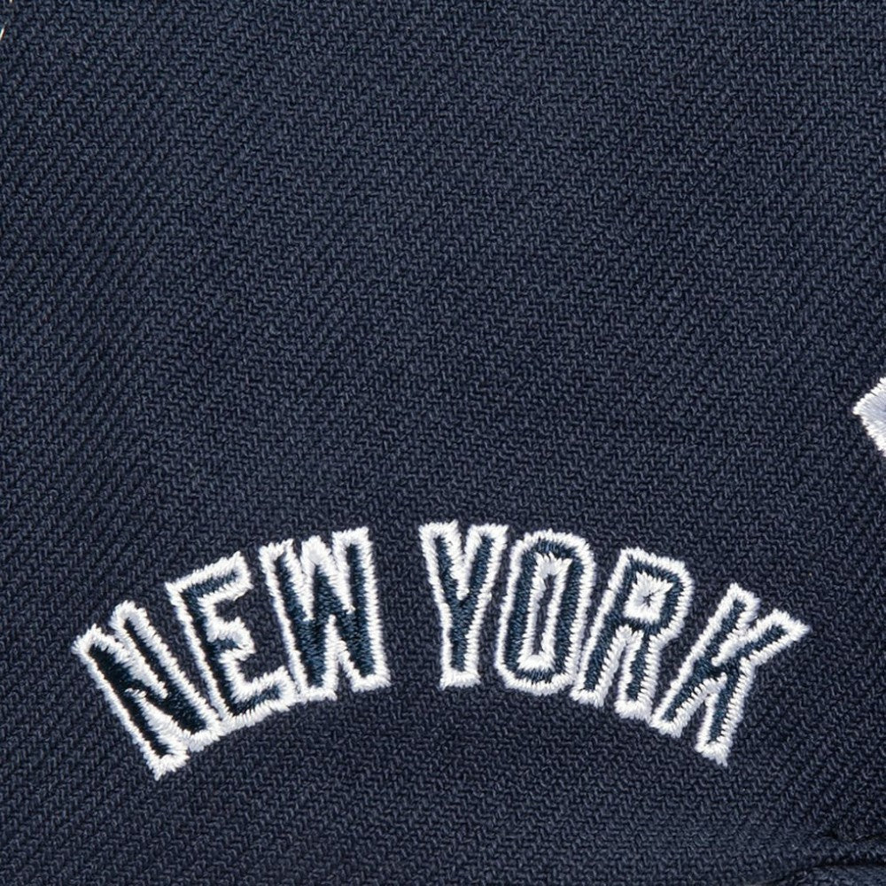 Navy New York Yankees Mitchell & Ness Full Frontal Snapback Hat