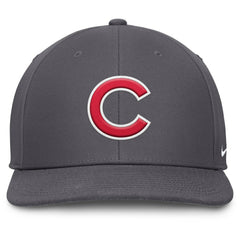 Gray Chicago Cubs Nike Pro Performance Snapback Hat