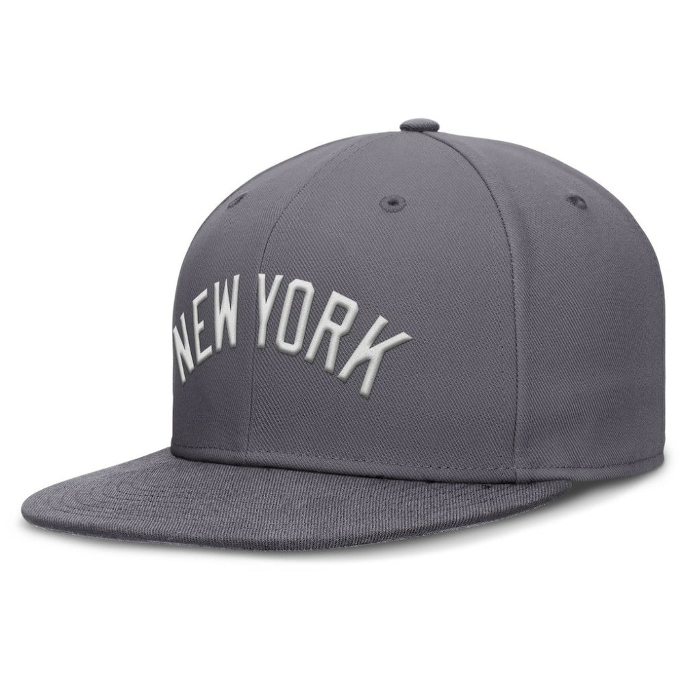Gray New York Yankees Nike Performance True Fitted Hat