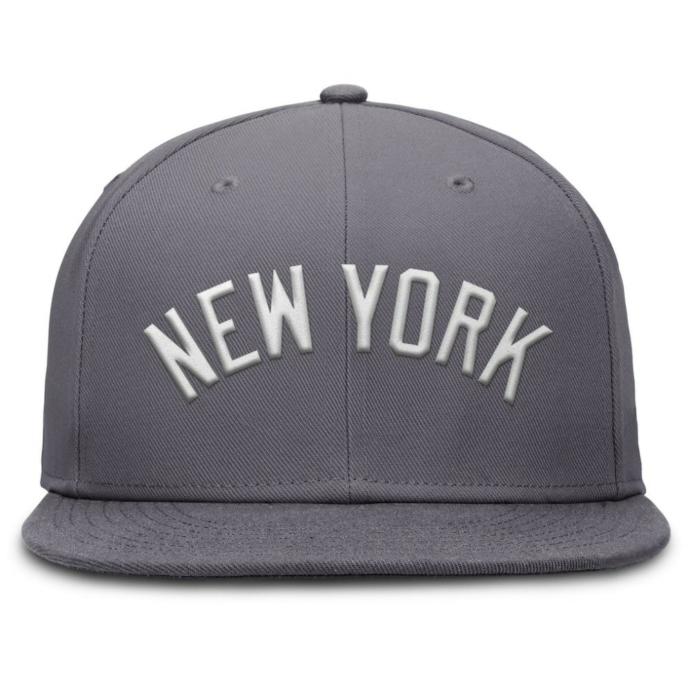 Gray New York Yankees Nike Performance True Fitted Hat